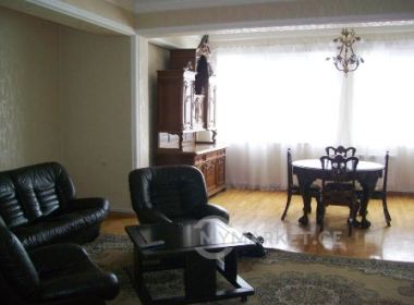 ქირავდება ბინა ვაკეში