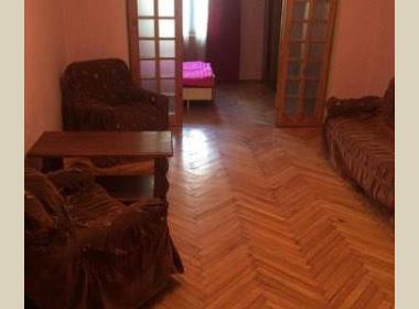 ქირავდება ბინა საბურთალოზე