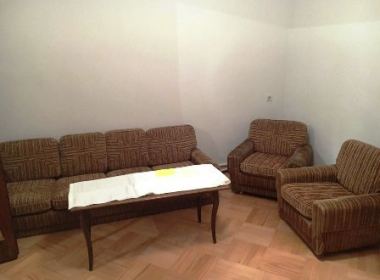 ქირავდება ბინა საბურთალოზე