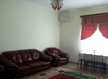 ქირავდება ბინა ვაკეში