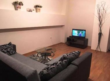 ქირავდება ბინა ვერაზე