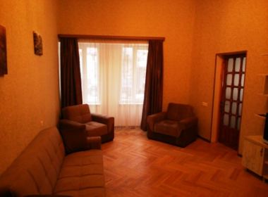 ქირავდება ბინა მთაწმინდა-სოლოლაკში