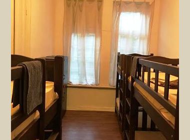 ქირავდება ბინა სოლოლაკში