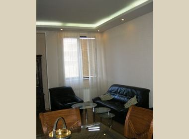 ქირავდება ბინა ვაკეში