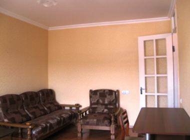 ქირავდება ბინა საბურთალოზე