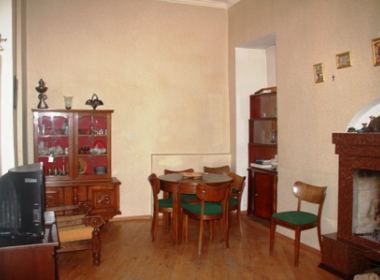 Flat for rent in Sololaki