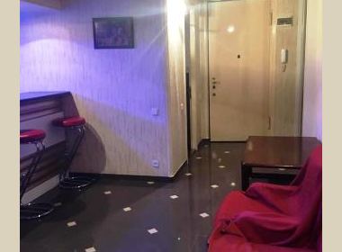 ქირავდება ბინა ვაკეში