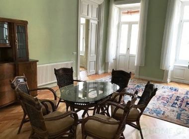 Flat for rent in Mtatsminda-Sololaki