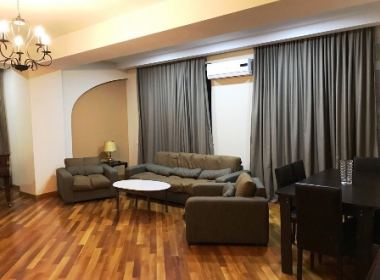 ქირავდება ბინა ვაკეში