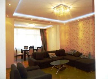 ქირავდება ბინა ვაკეში