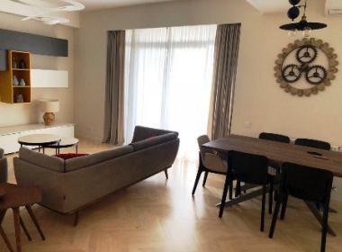 ქირავდება ბინა საბურთალოზე