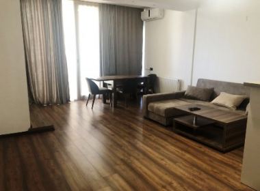 ქირავდება ბინა ვერაზე