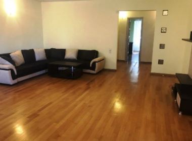 ქირავდება ბინა ვაკეში