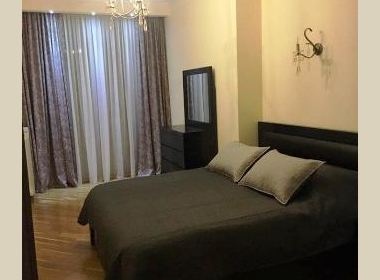 ქირავდება ბინა ვაკეში