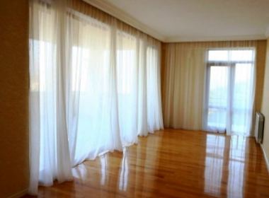 ქირავდება ბინა ვერაზე