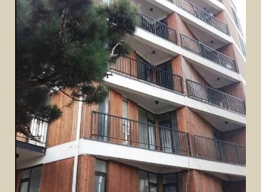 იყიდება ბინა ვაკეში