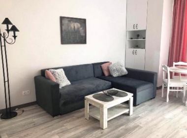 ქირავდება ბინა ვაკეში