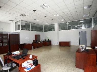 Office space for rent in Avlabar