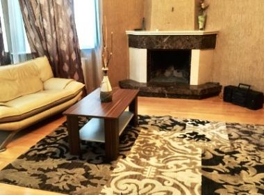 ქირავდება ბინა ვერაზე