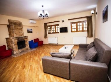 ქირავდება ბინა ვერაზე