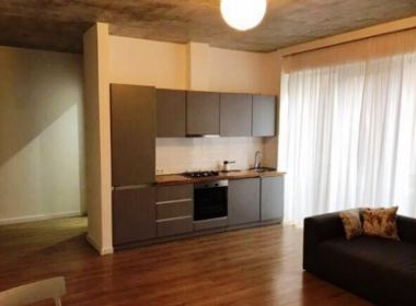 ქირავდება ბინა ვერაზე