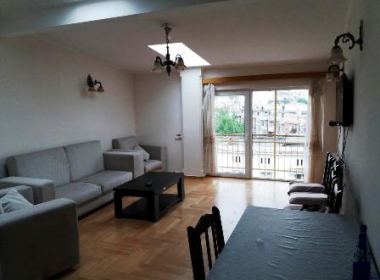 ქირავდება ბინა საბურთალოზე