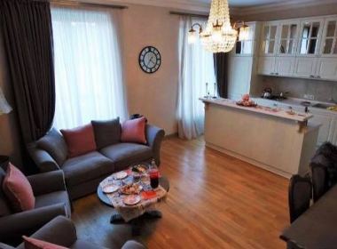 Flat for rent in Mtatsminda-Sololaki