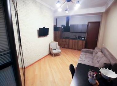 ქირავდება ბინა მთაწმინდა– სოლოლაკში