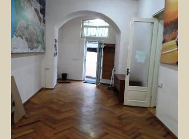 ქირავდება საოფისე ფართი სოლოლაკში