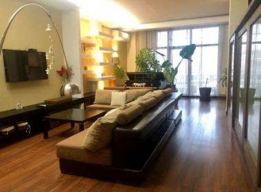 Flat for rent in Vake