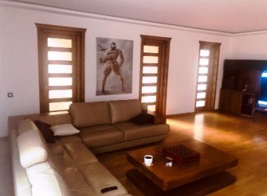 Flat for rent in Vake