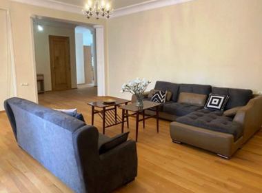 Flat for rent in Vake