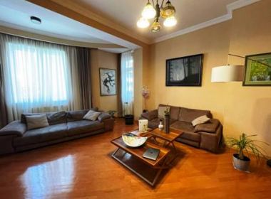 Flat for rent in Vake