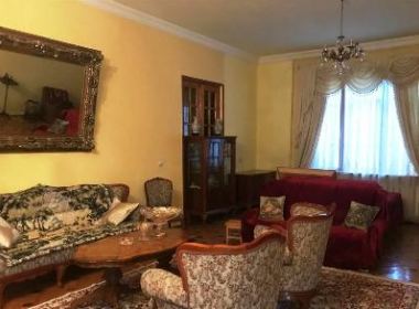 Flat for rent in Bagebi