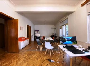 ქირავდება საოფისე ფართი ვაკეში