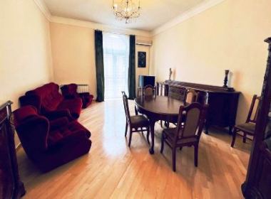 Flat for rent in Vake