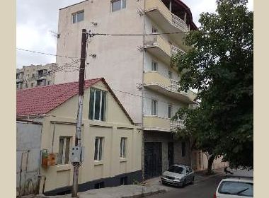 Hotel for sale in Isani