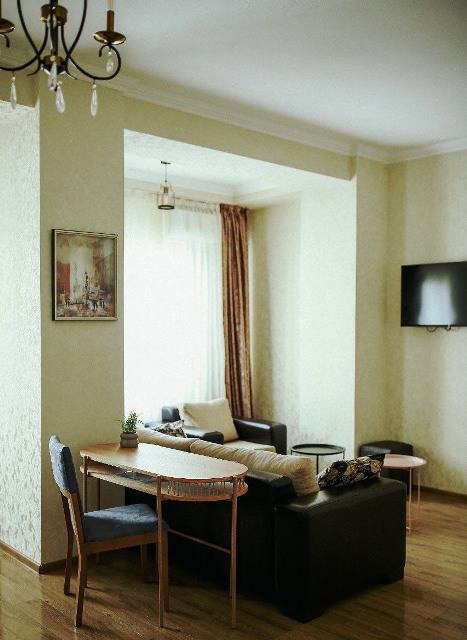 ქირავდება ბინა მთაწმინდა-სოლოლაკში