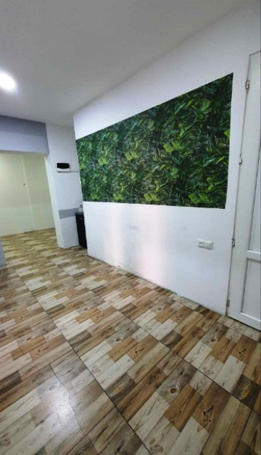 Commercial space for rent on Vera
