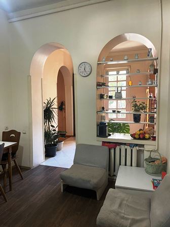 იყიდება ბინა ვაკეში