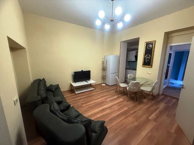 ქირავდება ბინა ჩუღურეთში