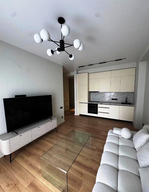 იყიდება ბინა საბურთალოზე