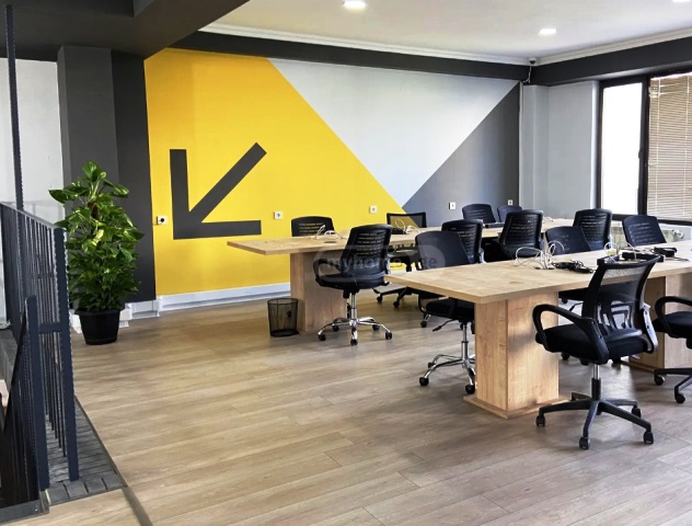 ქირავდება საოფისე ფართი საბურთალოზე