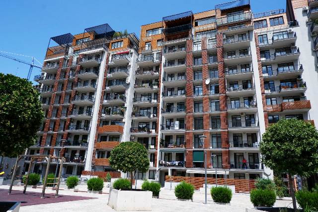 იყიდება ბინა ვაკეში