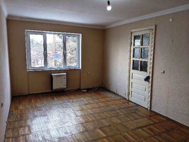 იყიდება ბინა წყნეთში