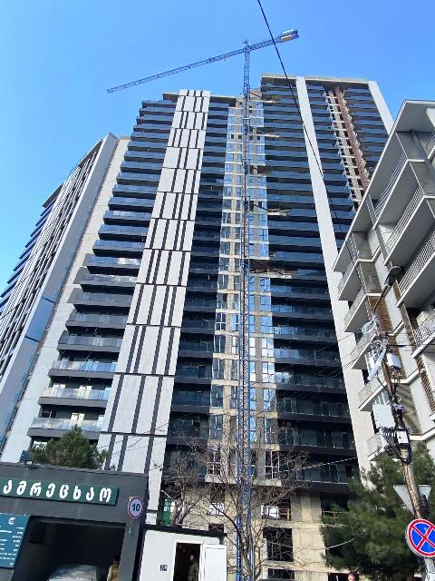 იყიდება ბინა ვაკეში