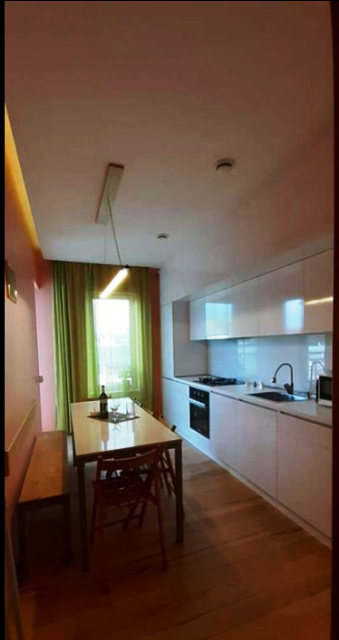 ქირავდება ბინა ვაკეში