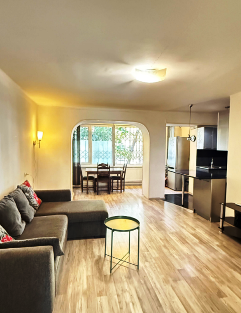 იყიდება ბინა საბურთალოზე