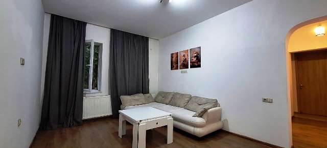 ქირავდება ბინა საბურთალოზე