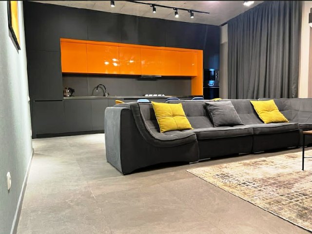 იყიდება ბინა ვაკეში